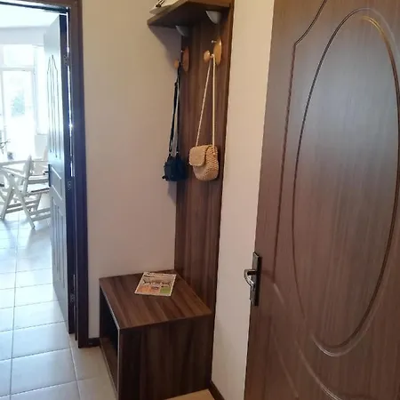 Private In Sunny House Family Complex *